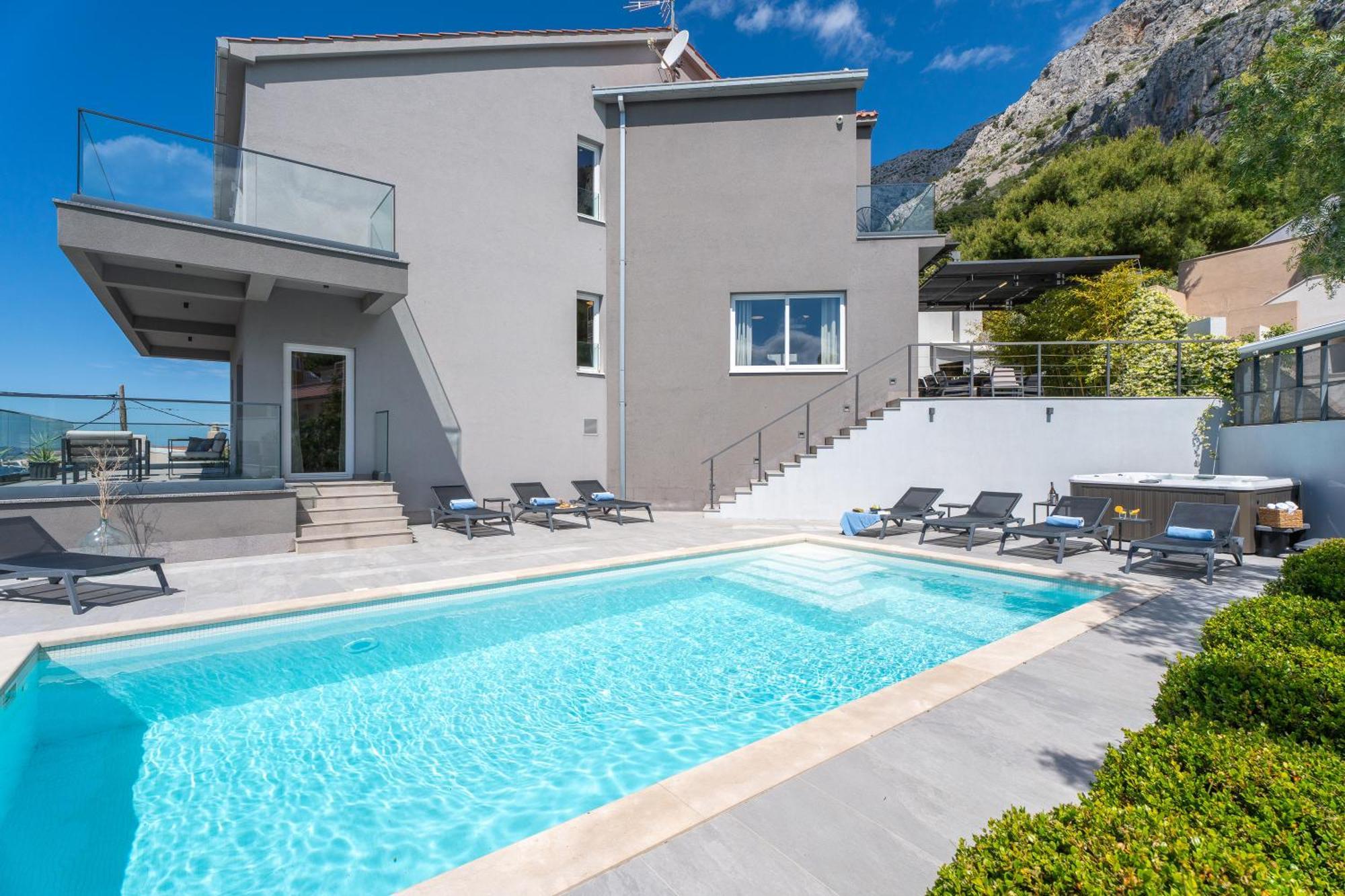 Villa Iponi ミミツェ エクステリア 写真